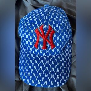 New York Yankees baseball hat NWT